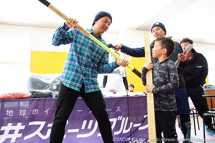 札幌国際スキー場 ICI石井スポーツ presents 佐々木明と滑ろう！初開催『ウェーブバンク スラローム』♪